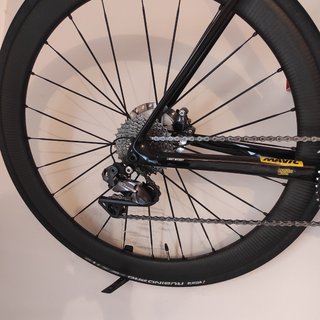 Bicicleta de carretera megamo raise negro carbono