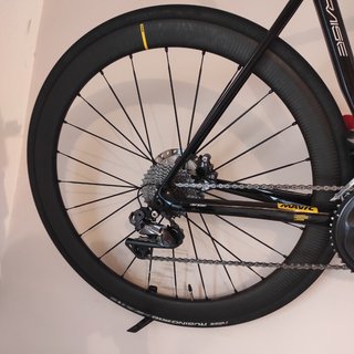 Bicicleta de carretera megamo raise negro carbono