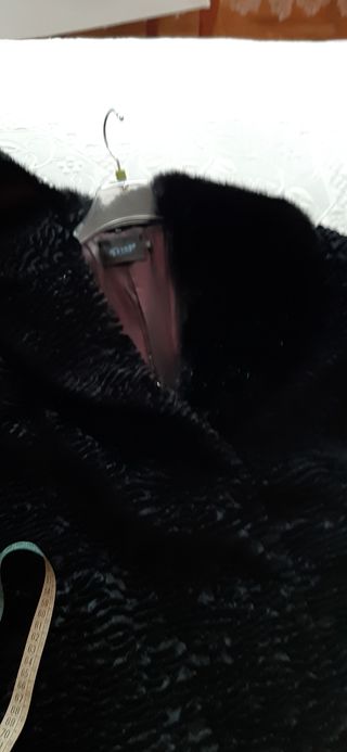 ABRIGO INVIERNO ASTRACAN