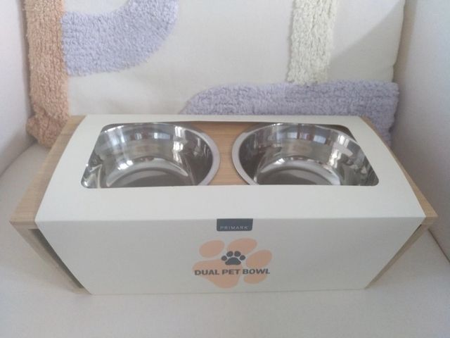 Comedero madera perro gato