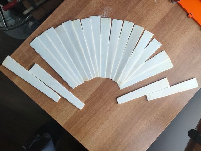 Varillaje de abanicos en hueso