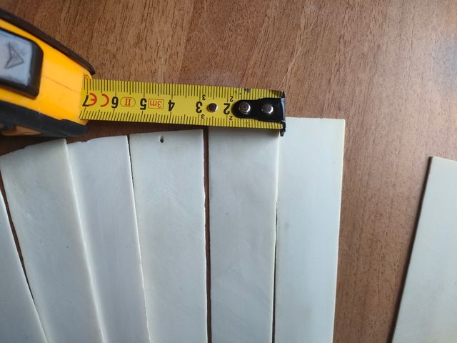 Varillaje de abanicos en hueso