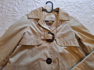Gabardina chica de zara