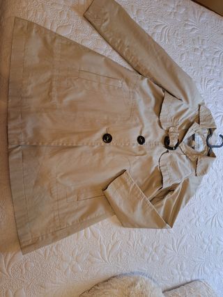 Gabardina chica de zara