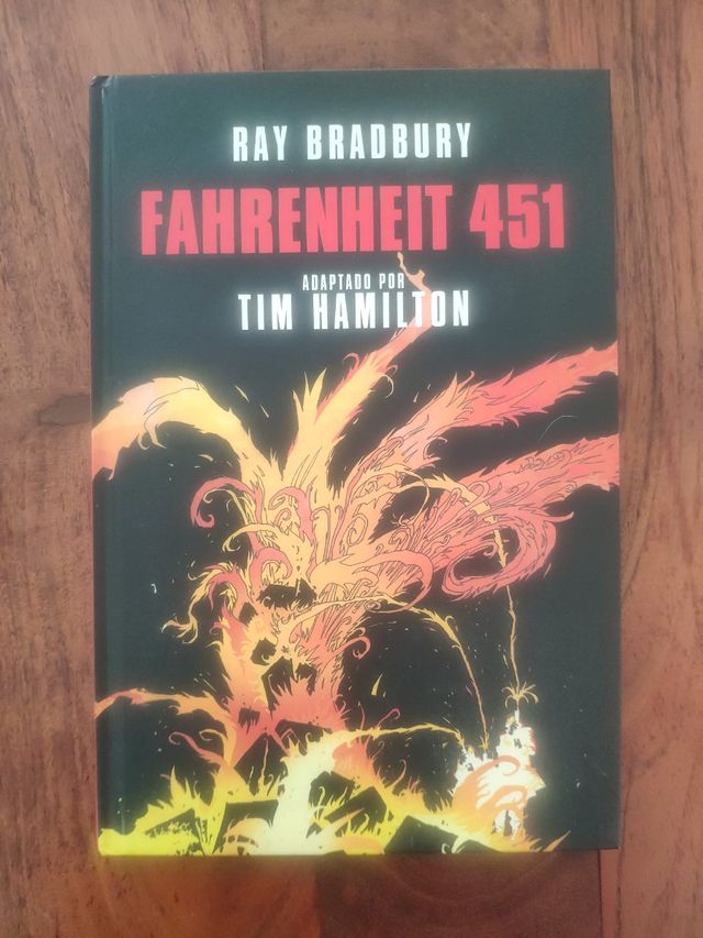Cómic Fahrenheit 451 Ray Bradbury