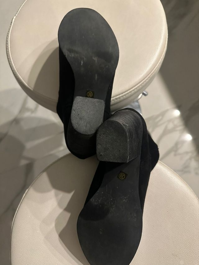 Stivali neri come nuovi