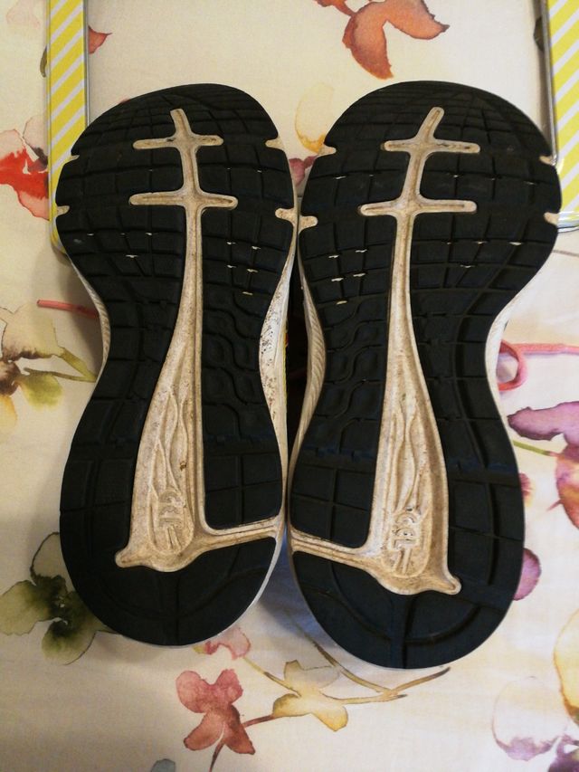 Deportivas ascics talla 33