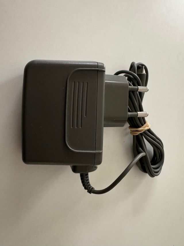 Cargador original nintendo ds