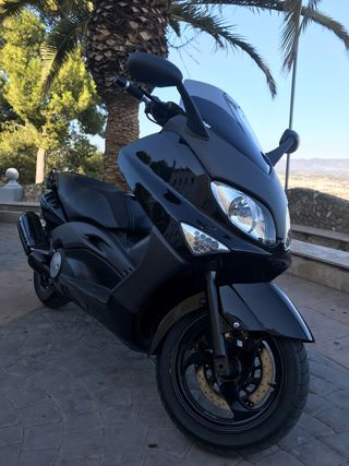 Yamaha T-max 500