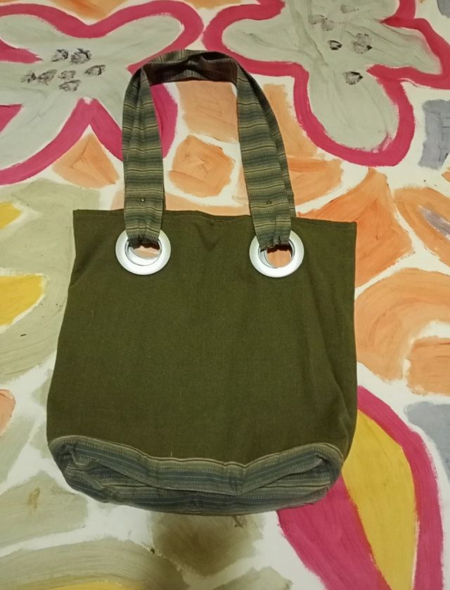 Bolso nuevo con asas gordas