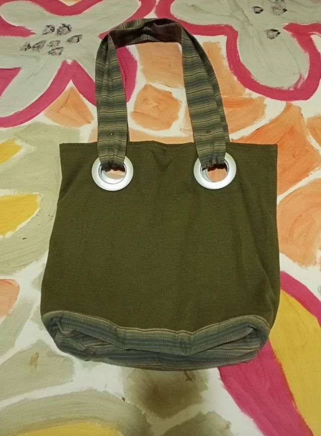 Bolso nuevo con asas gordas