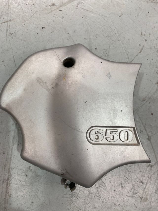 Tapa piñon de Ataque BMW F650 GS