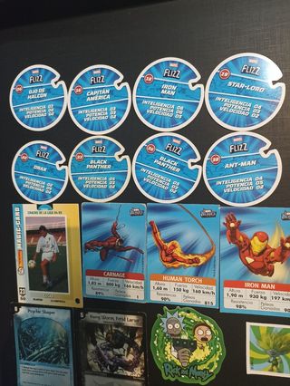💬  Lote Tazos/cromos varios digimon Marvel futbol