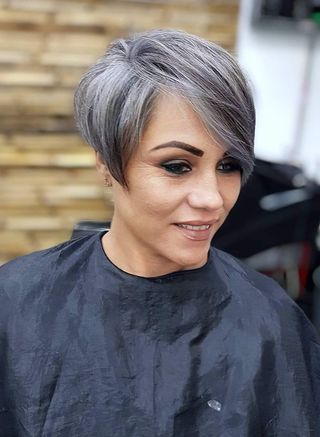 SERVIZIO DI PARRUCCHIERE A DOMICILIO