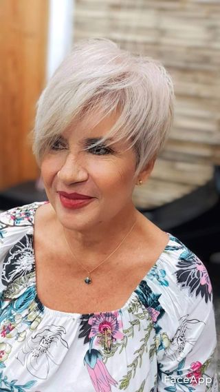 SERVIZIO DI PARRUCCHIERE A DOMICILIO