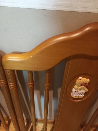 Cuna bebé de madera