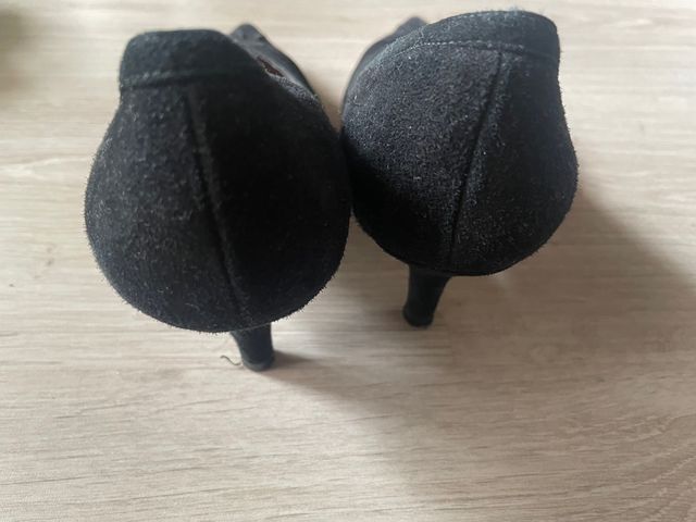 zapatos de piel negros