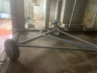 Carro de barco varado
