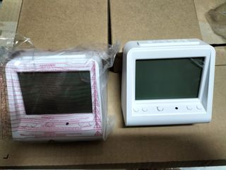 2 RELOJES DESPERTADOR DIGITAL