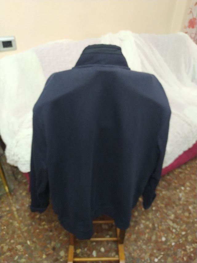 Cazadora hombre dustin.