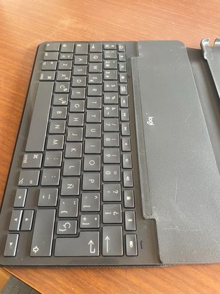 Funda Slim Folio Logitech para ipad 9,7"