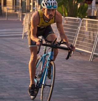 Entrenador personal deportes de resistencia-fuerza