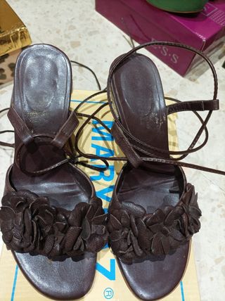 Zapatos de plataformas o tacon