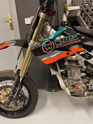 Alquiler Supermotard
