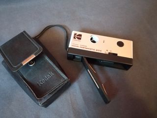 Cámara Vintage Kodak Poket Instamatic 200