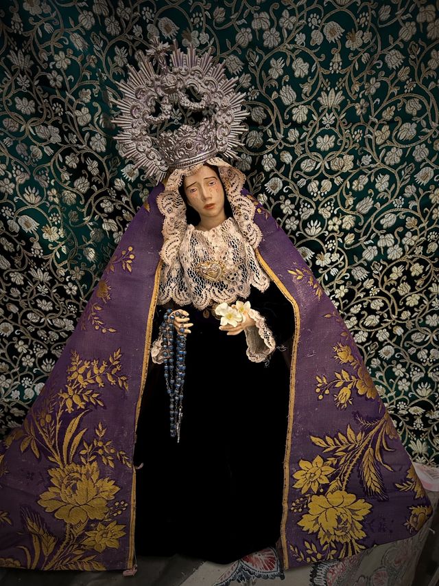 Se vende magnífica Virgen dolorosa de vestir