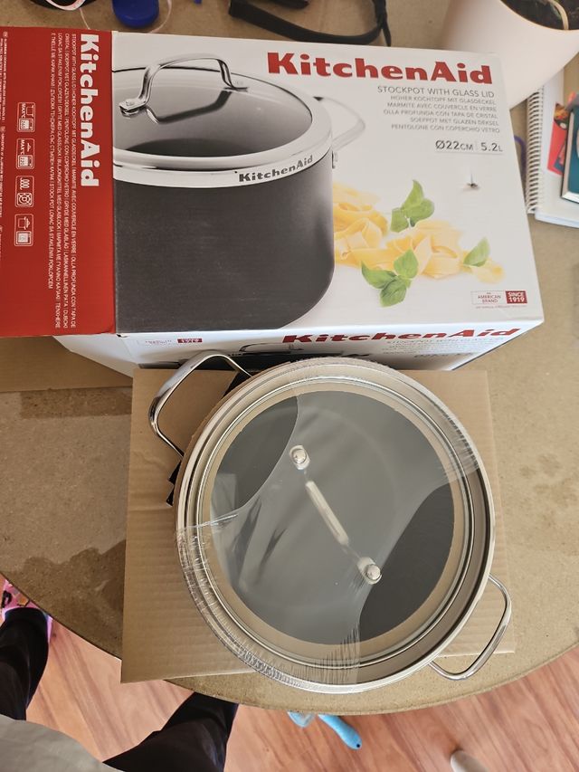 Olla profunda con tapa de cristal