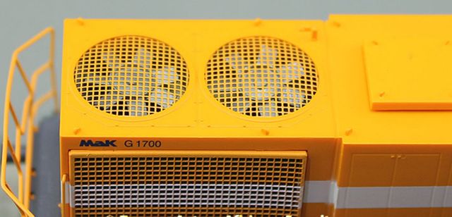 Locomotora Eléctrica Comsa H0 Diesel continúa