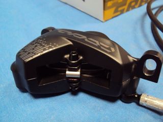 NUEVO Freno SRAM CODE R 4 Pistones (1450mm)