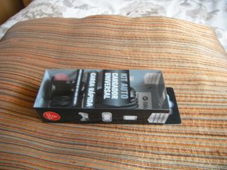 Cargador universal (Kit auto)