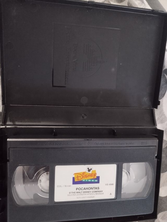 VHS Pocahontas e Il Re Leone 2 (leggi descrizione)