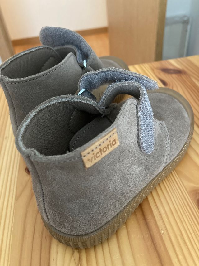 Zapatillas bebe/niño talla 24 Safari tira Serraje