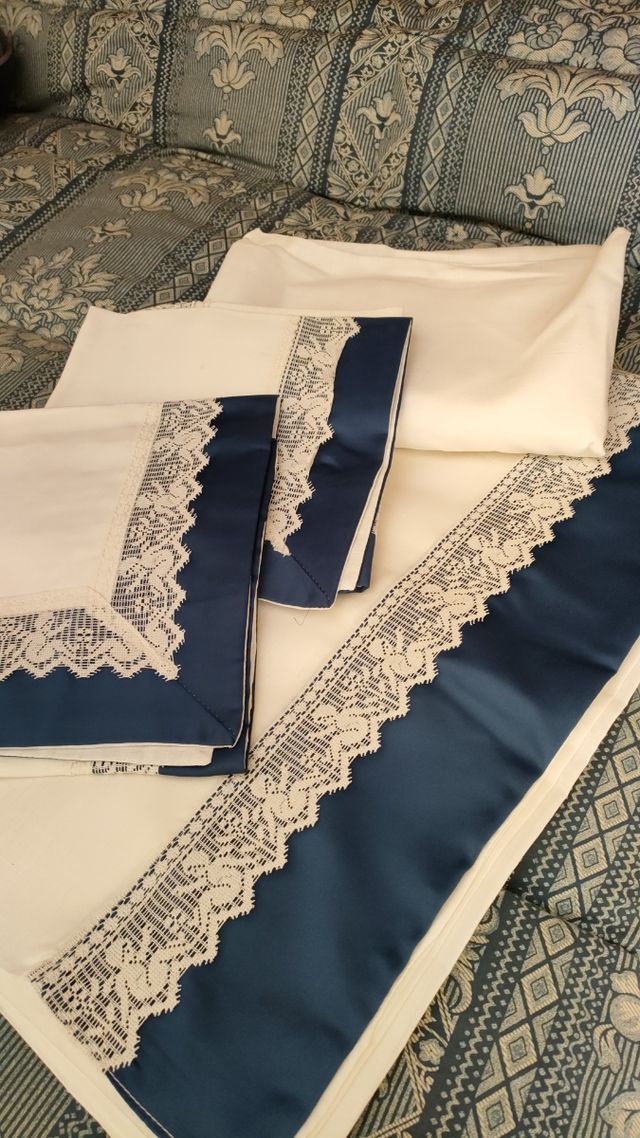 Set lenzuola angioletti merletto