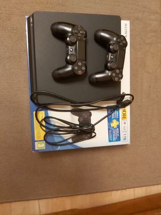 PlayStation 4 1TB