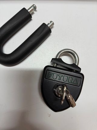 SOPORTE PARA CASCO MOTOCICLETA