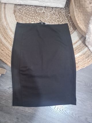 Falda tubo marcada 