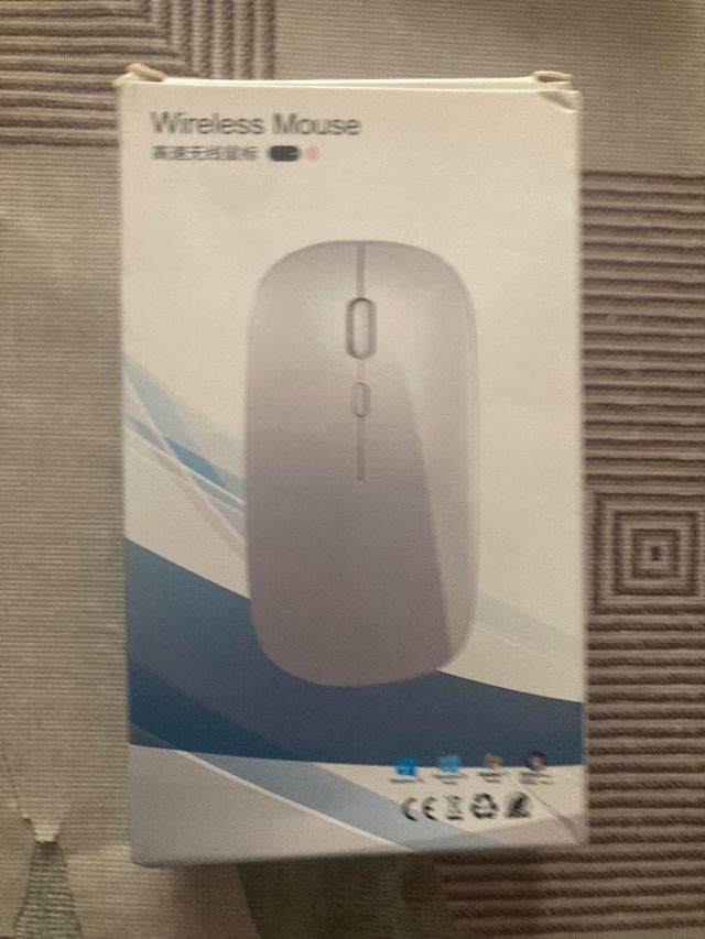 Ratón inalámbrico blanco