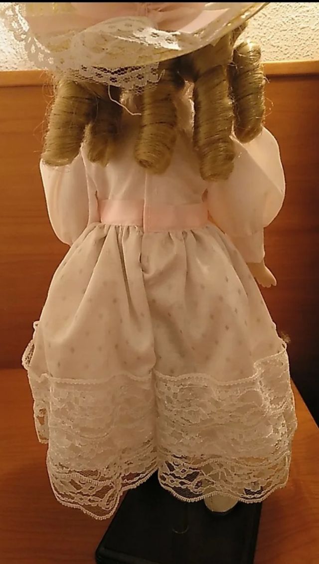 Muñeca porcelana Jessica.Clasique Collec