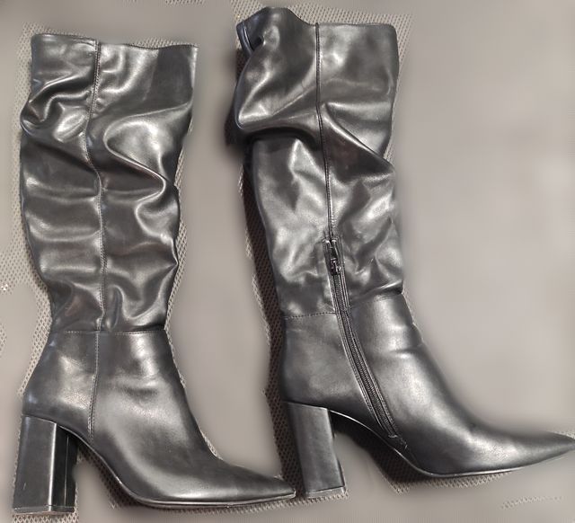 Stivali alti Bershka numero 40 