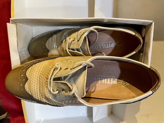 zapatos T38 diseño marca pitillos