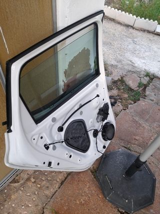 Puerta completa Seat Ibiza 2023 ref: 6F0833311B