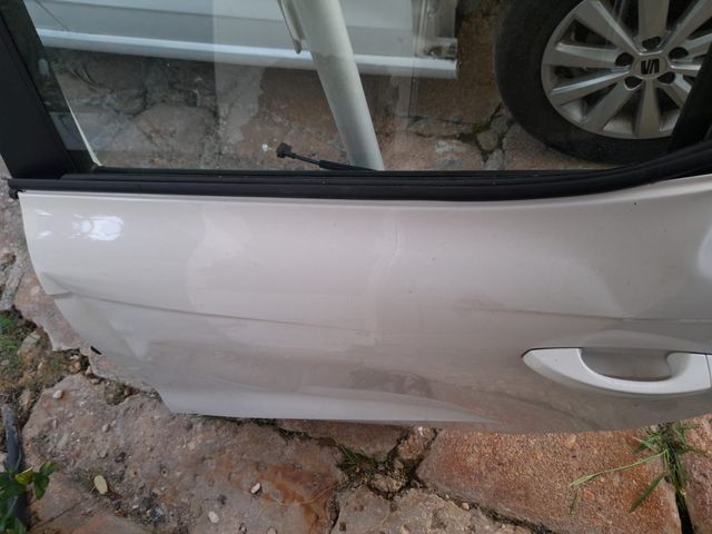 Puerta completa Seat Ibiza 2023 ref: 6F0833311B
