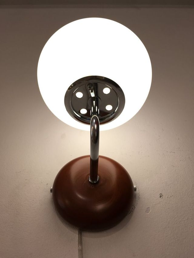 Lampada parete legno/vetro sfera bianco
