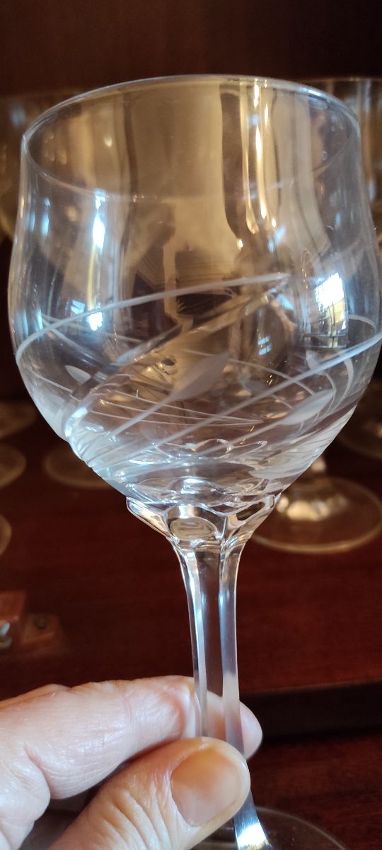 Cristalería tallada 46 piezas