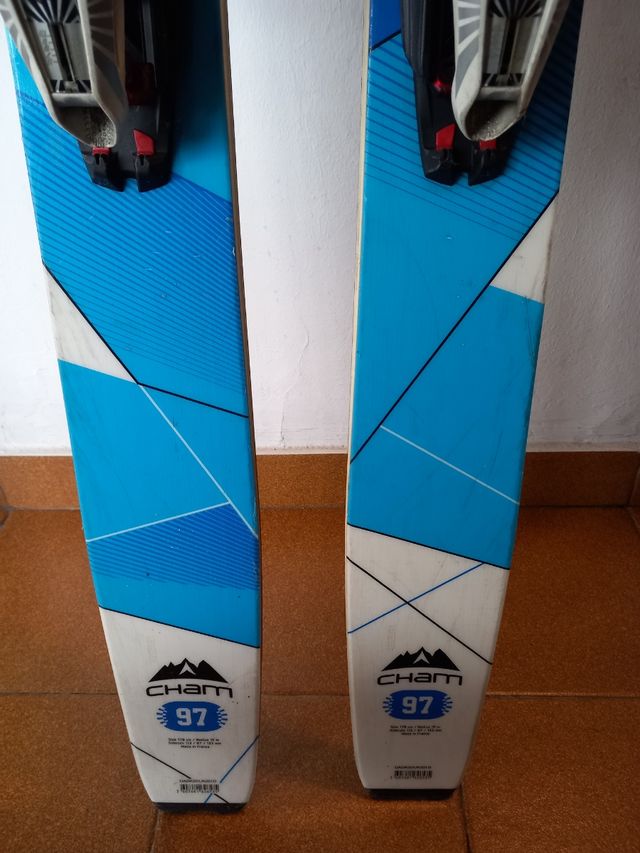 Esquis Dynastar Cham 97 + fijaciones Marker Barón 