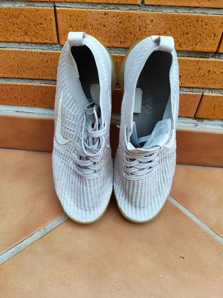 NIKE VAPORMAX FLYKNIT - Talla 44